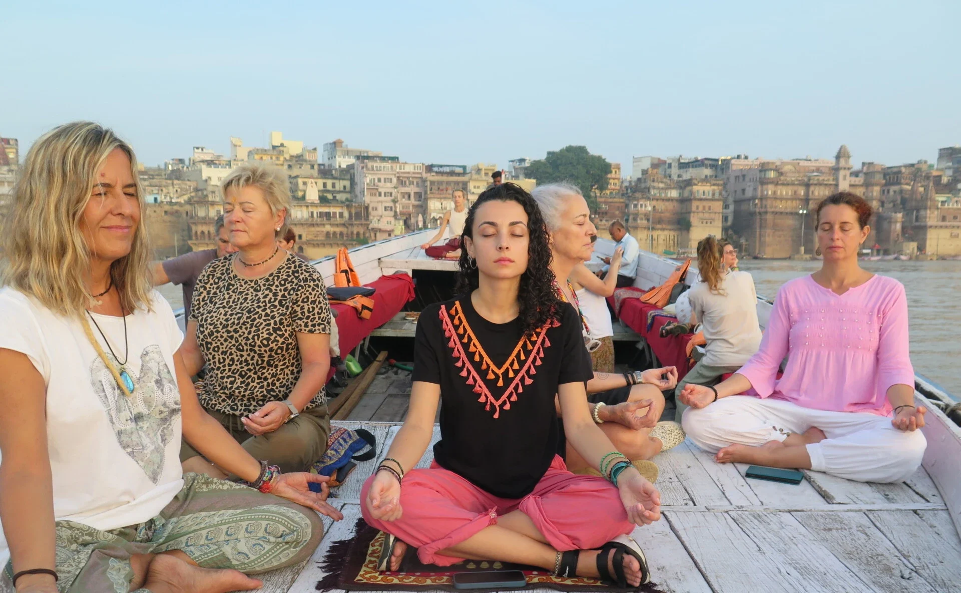 India Yoga Meditación Budismo Ayurveda Viajes Peregrinaje Varanasi