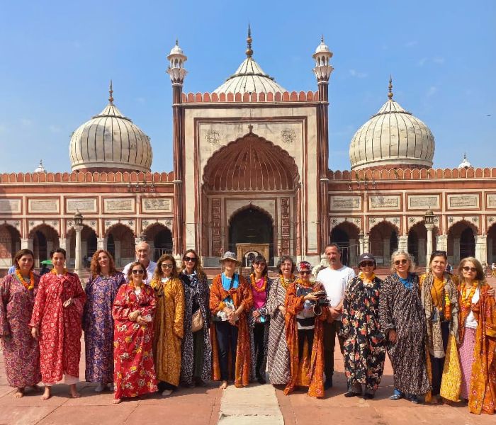 India Yoga Viaje Retiro Formación Peregrinaje Espiritual Delhi Ambica Devi