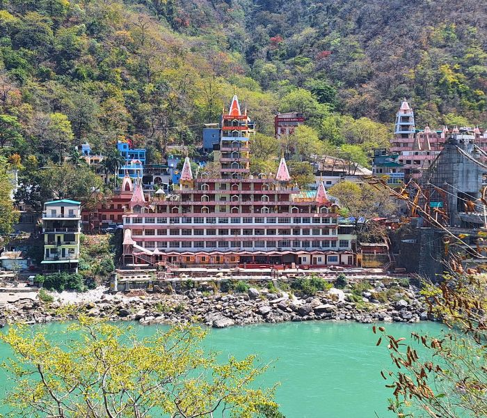 India Yoga Viaje Retiro Formación Peregrinaje Espiritual Rishikesh Ambica Devi